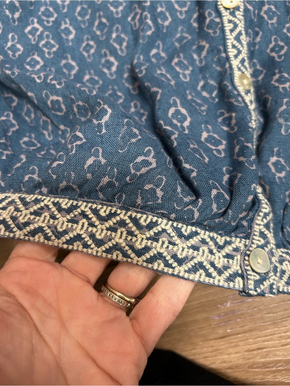 Faherty Isla blue linen denim embroidered sleeveless crop tank top size small - Picture 8 of 11